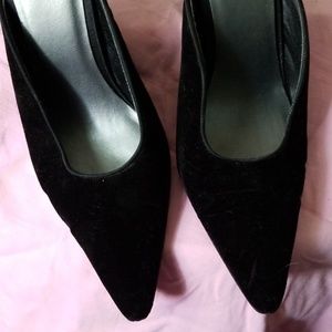 Swade and Satin blck shoe